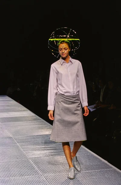 Look 10